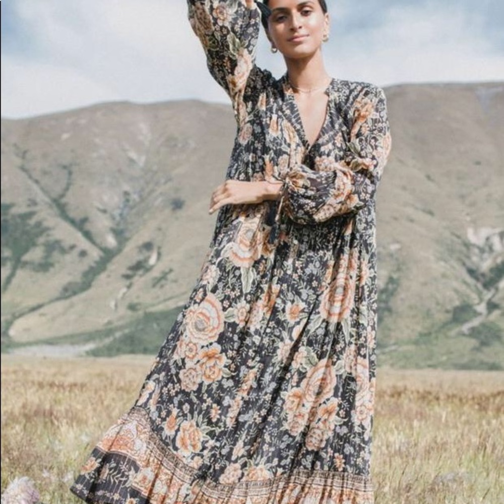 Spell Mystic Gown